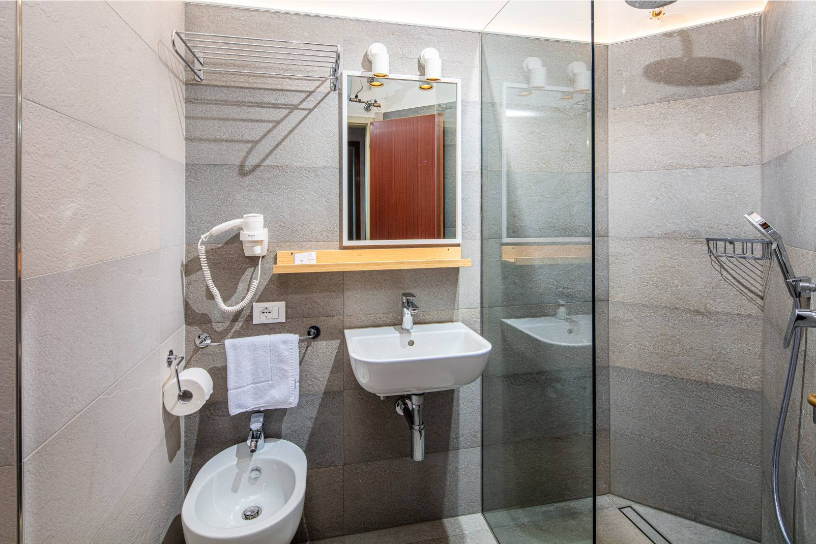 media.trilo-6piano-3