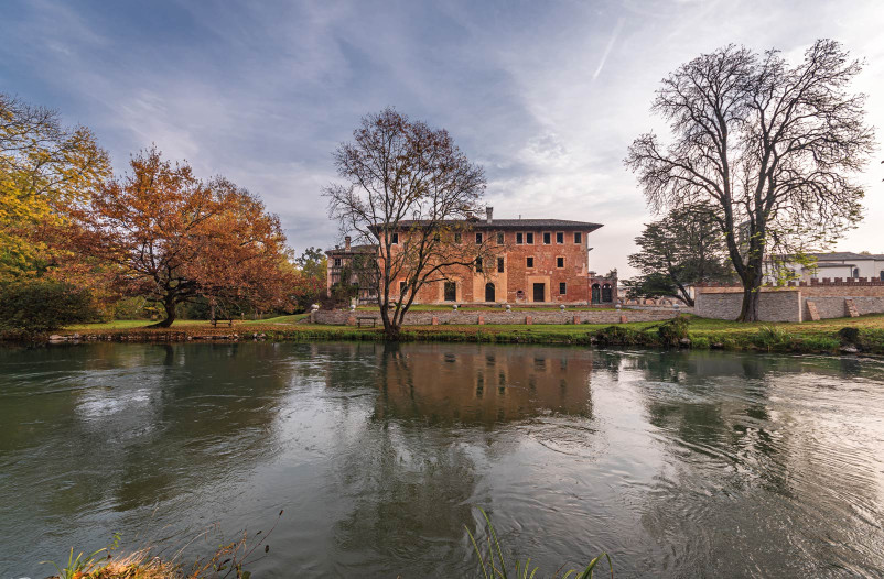 media.Gallery-Dintorni_3Appartamenti-Bianco-Nero-Legnano