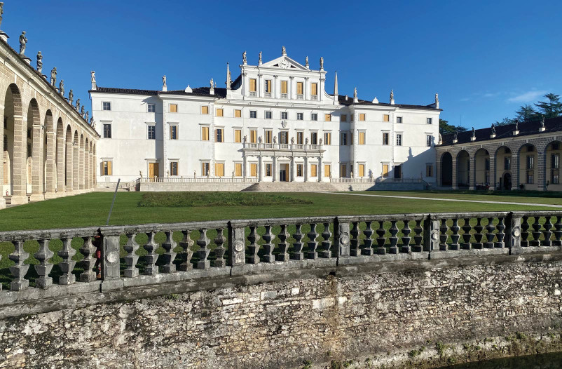 media.Gallery-Dintorni_4Appartamenti-Bianco-Nero-Legnano