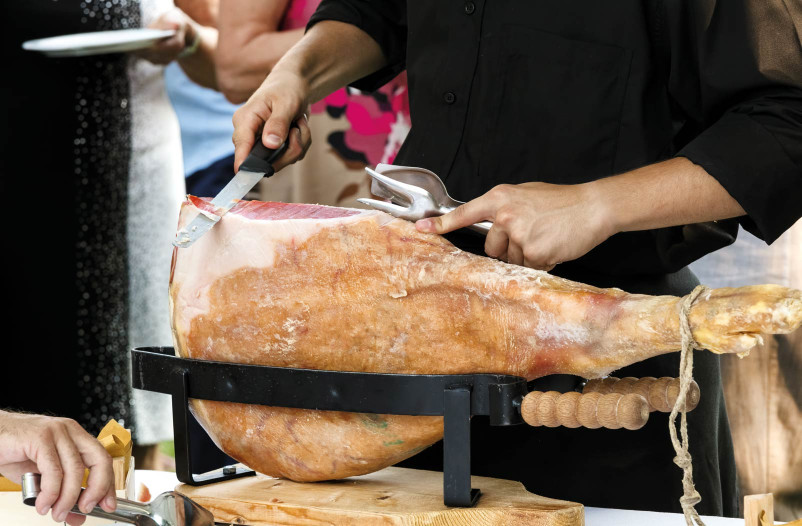 media.Gallery-Dintorni_5Appartamenti-Bianco-Nero-Legnano